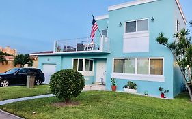Blue House Miami